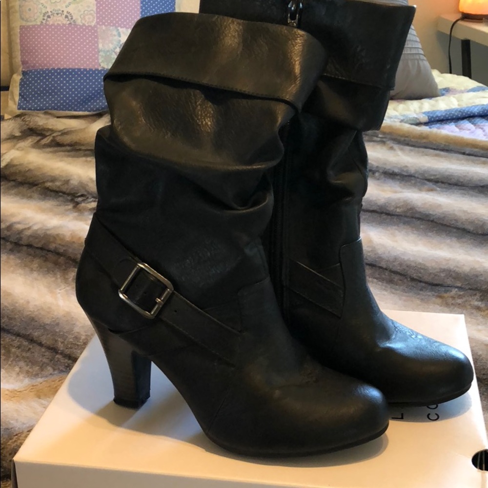 High heel boots size 6